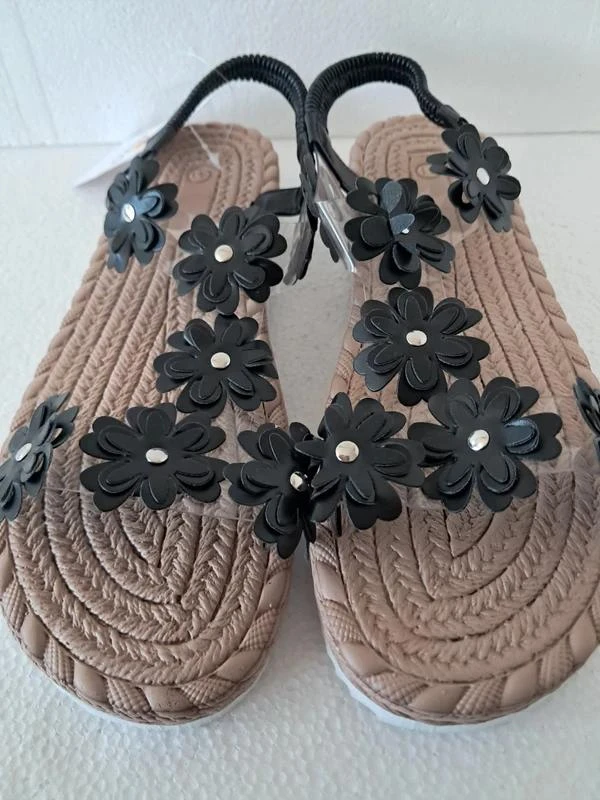 Romantic flower adorned sandals black - Size 41 – photo 5